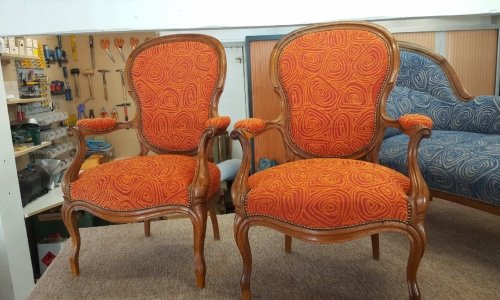 Remise à  neuf fauteuil tissu dans le Gard