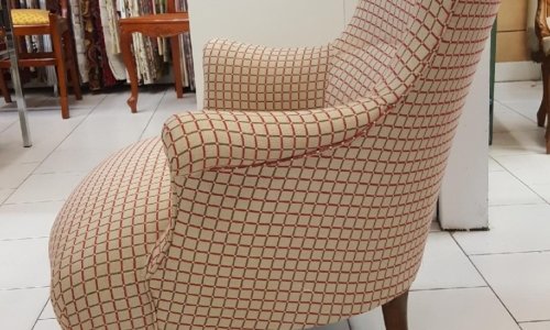 Rénovation fauteuil Nîmesvue de profil