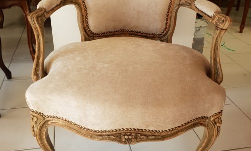 Chaise Louis XV remise en état à  Perpignan